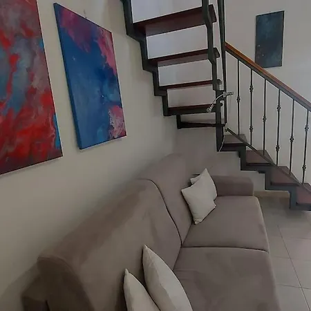 Casa Costanza * بورتو سانتو ستيفانو